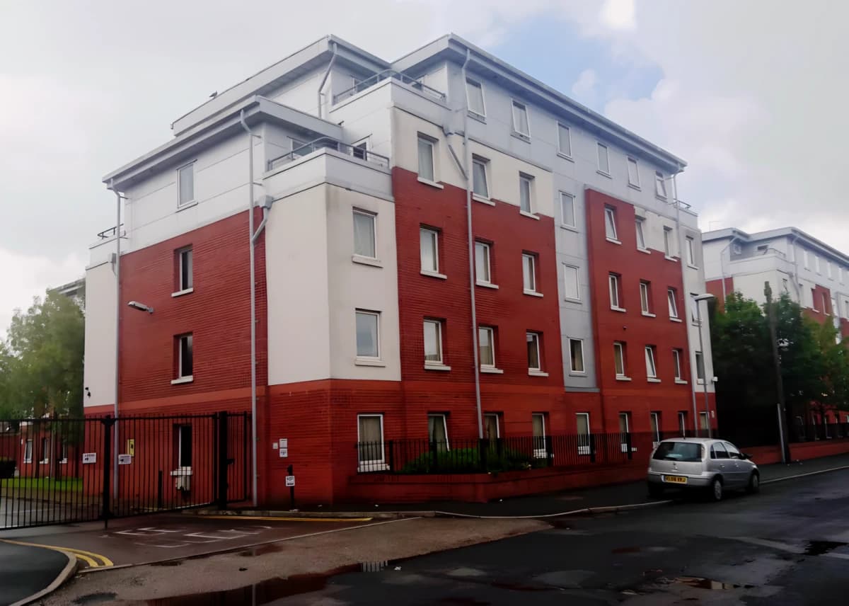 Q3 Apartments