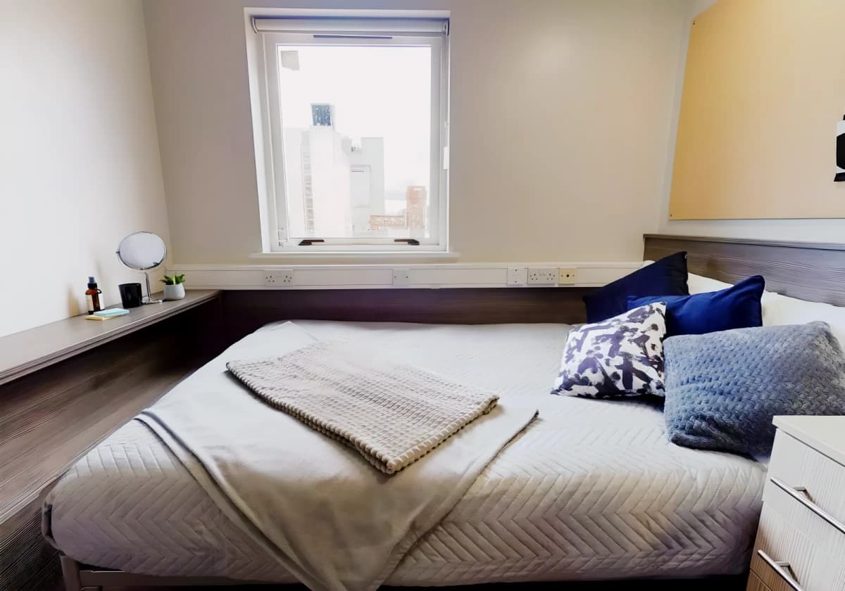 iQ Lambert & Fairfield House image