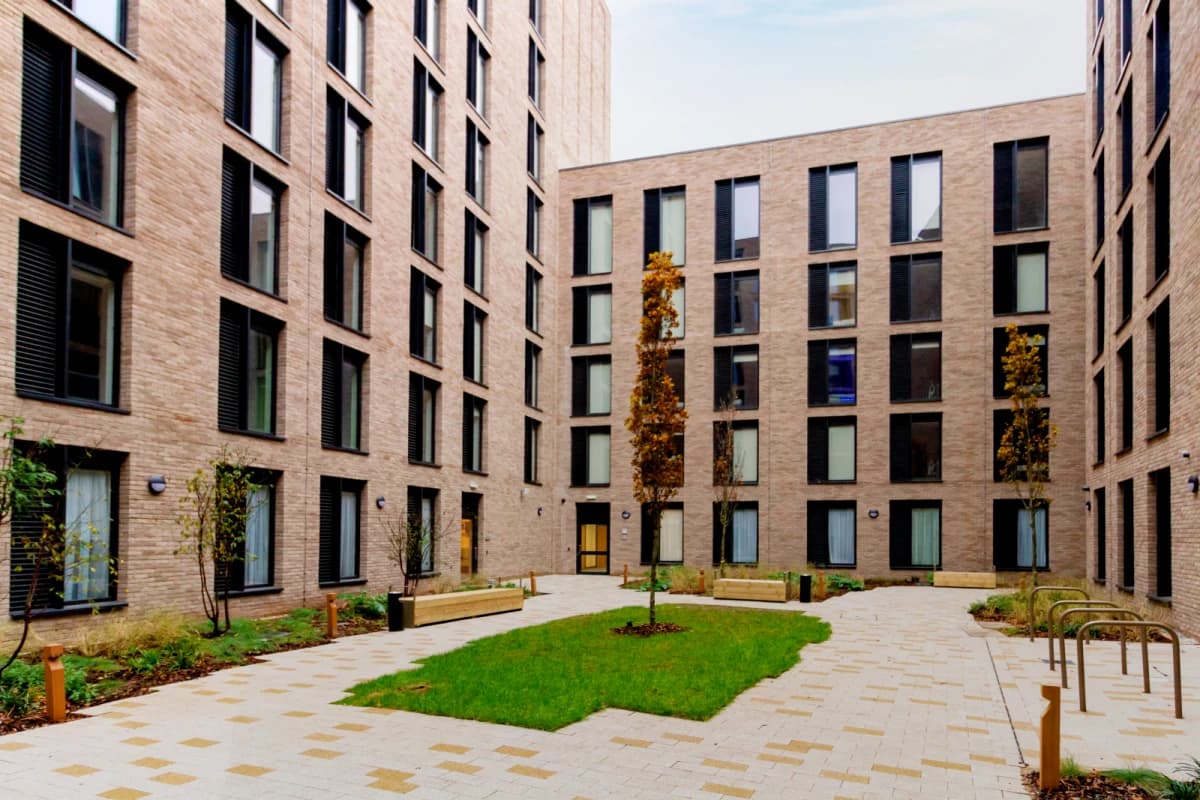 Outdoor Features