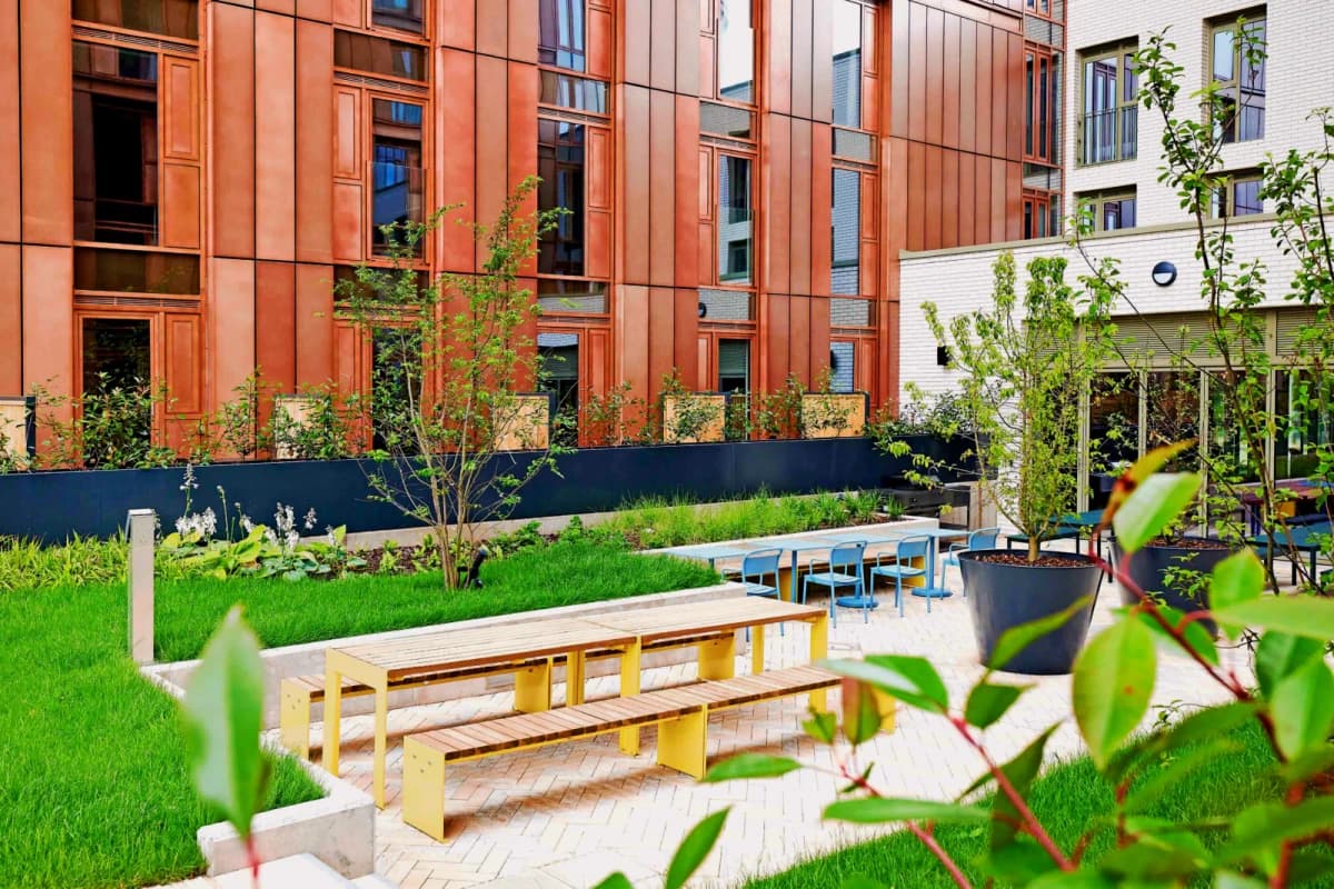 Outdoor Features