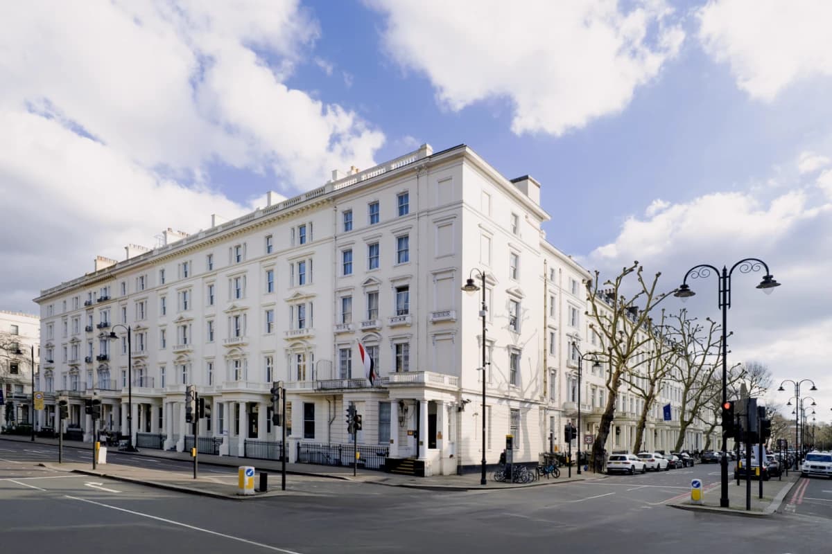 Fifty One London image 3