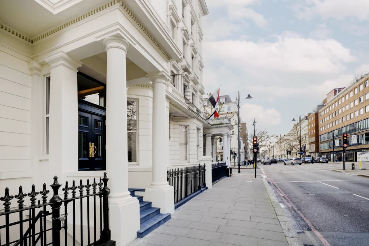 Fifty One London image 4
