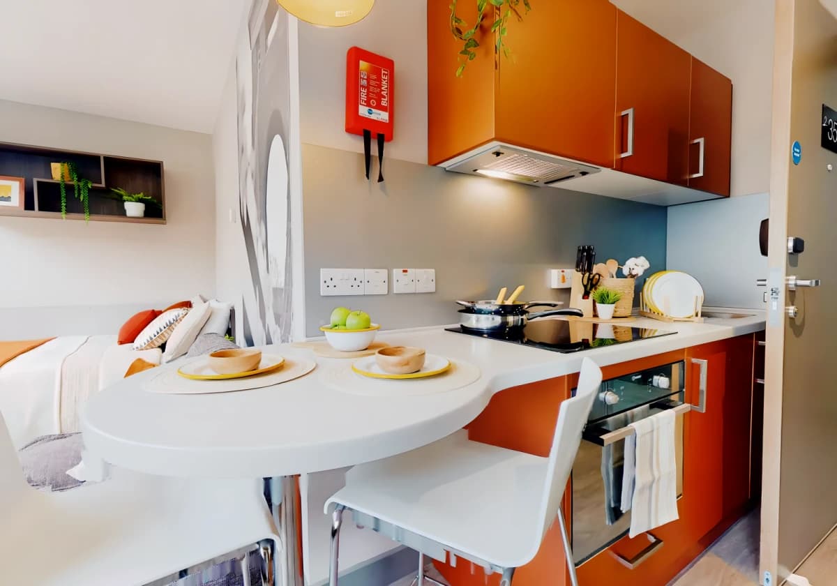 iQ Water Lane House image