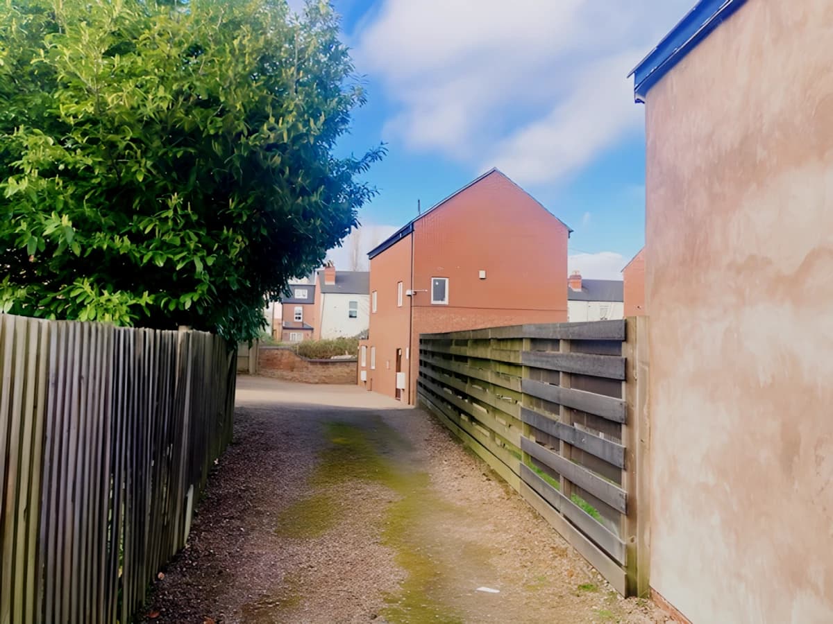 39 Harrow Road