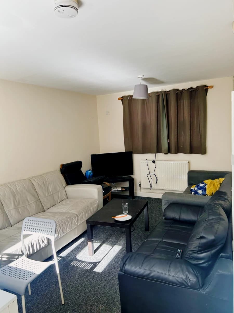 39 Harrow Road image