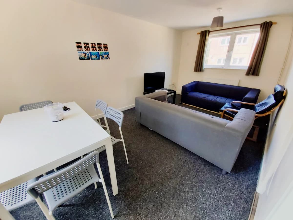 39 Harrow Road image