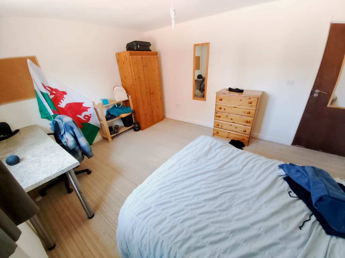 39 Harrow Road image