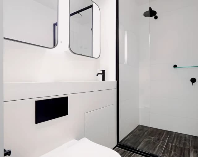 1 Bedroom*3203
