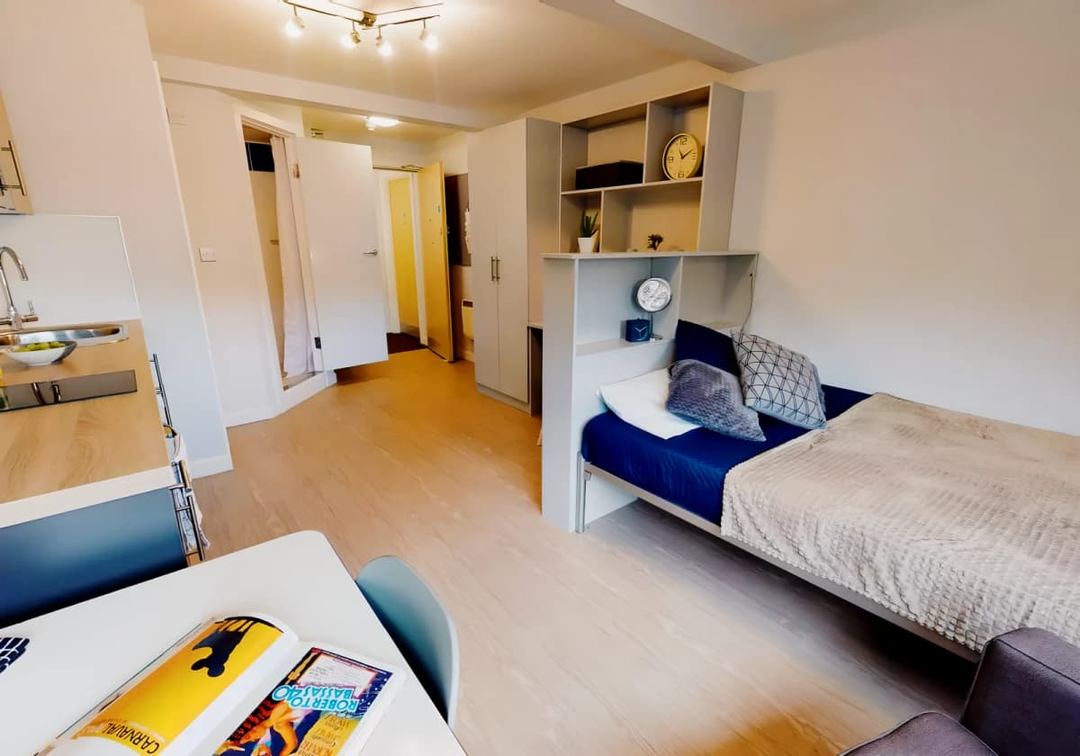 iQ Fenton House image