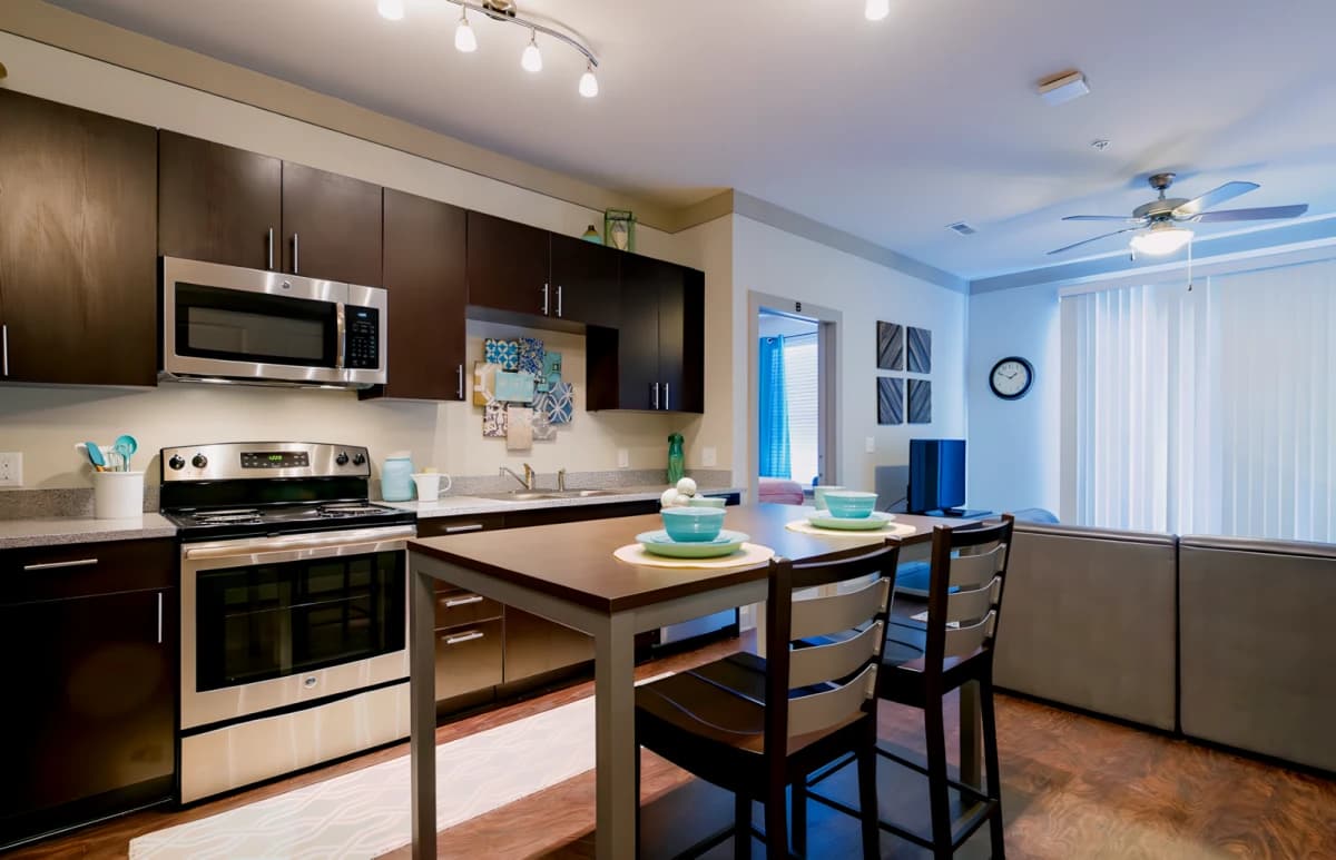 4 Bed 4 Bath D3