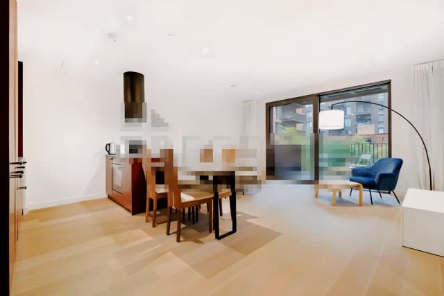2 Bedroom 2 Bathroom E23