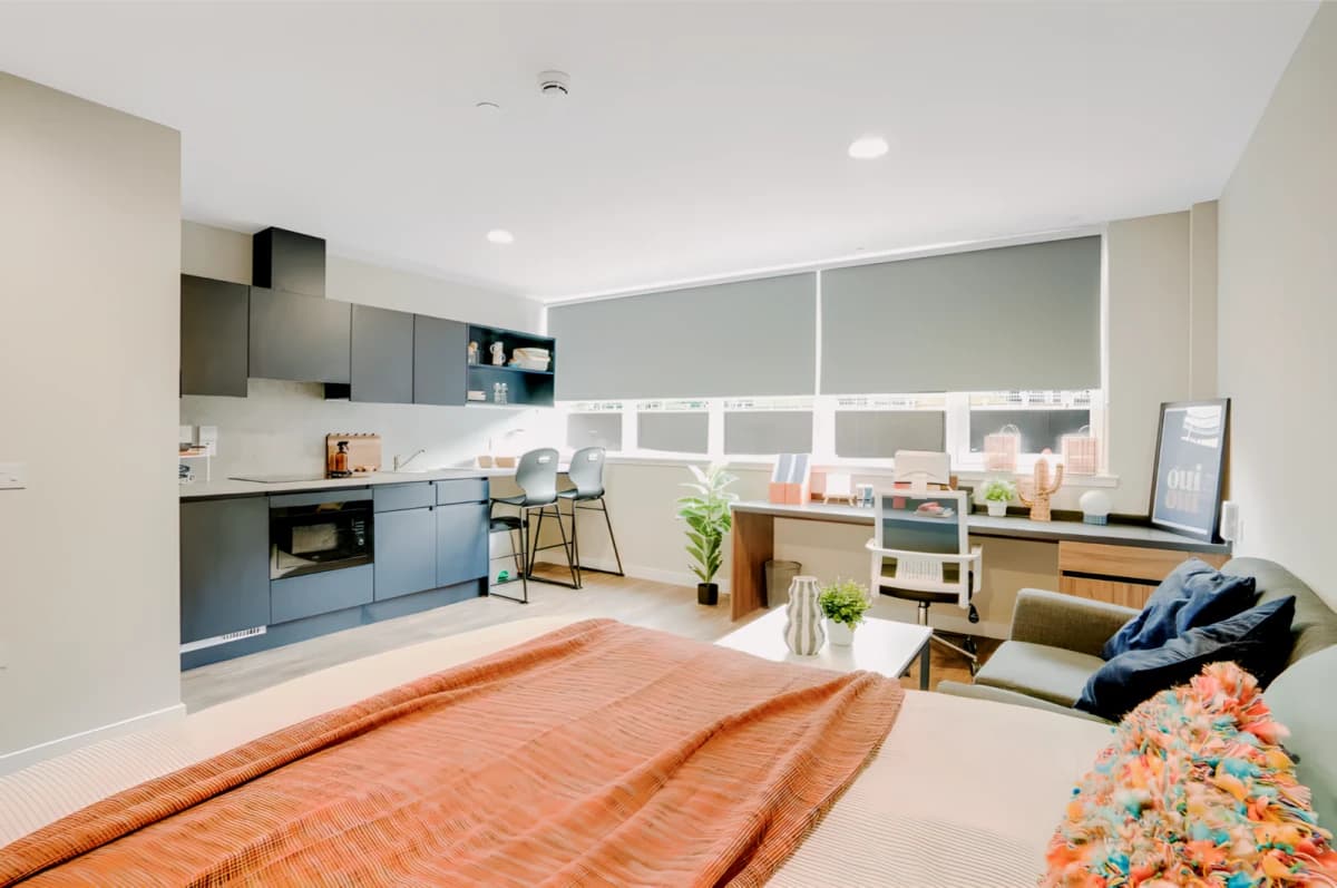 Luxury Studio Top Floor
