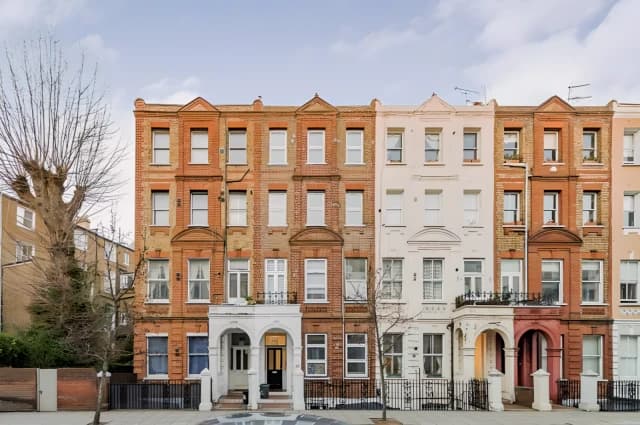 Warwick Road, London