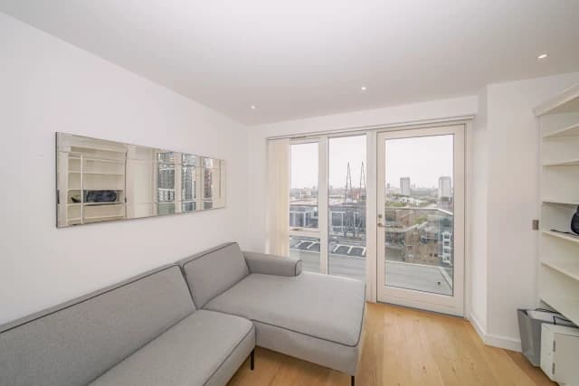 1 Bedroom 1 Bathroom Flat 904