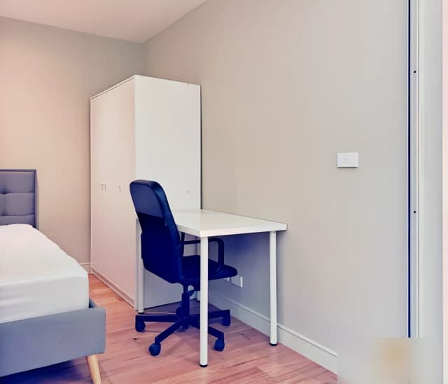 Little Secondary Bedroom of 3 Bedroom-1404