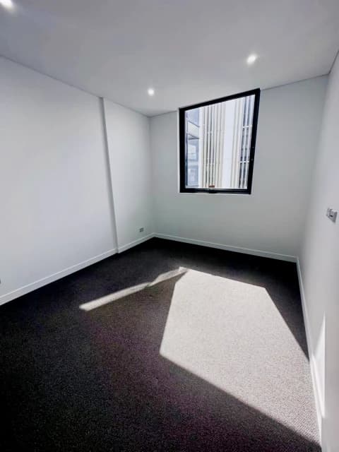 2 bed 2 bath with study