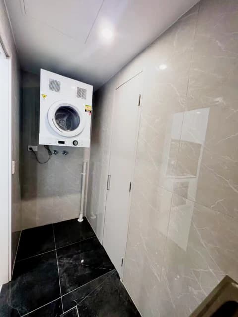 2 bed 2 bath