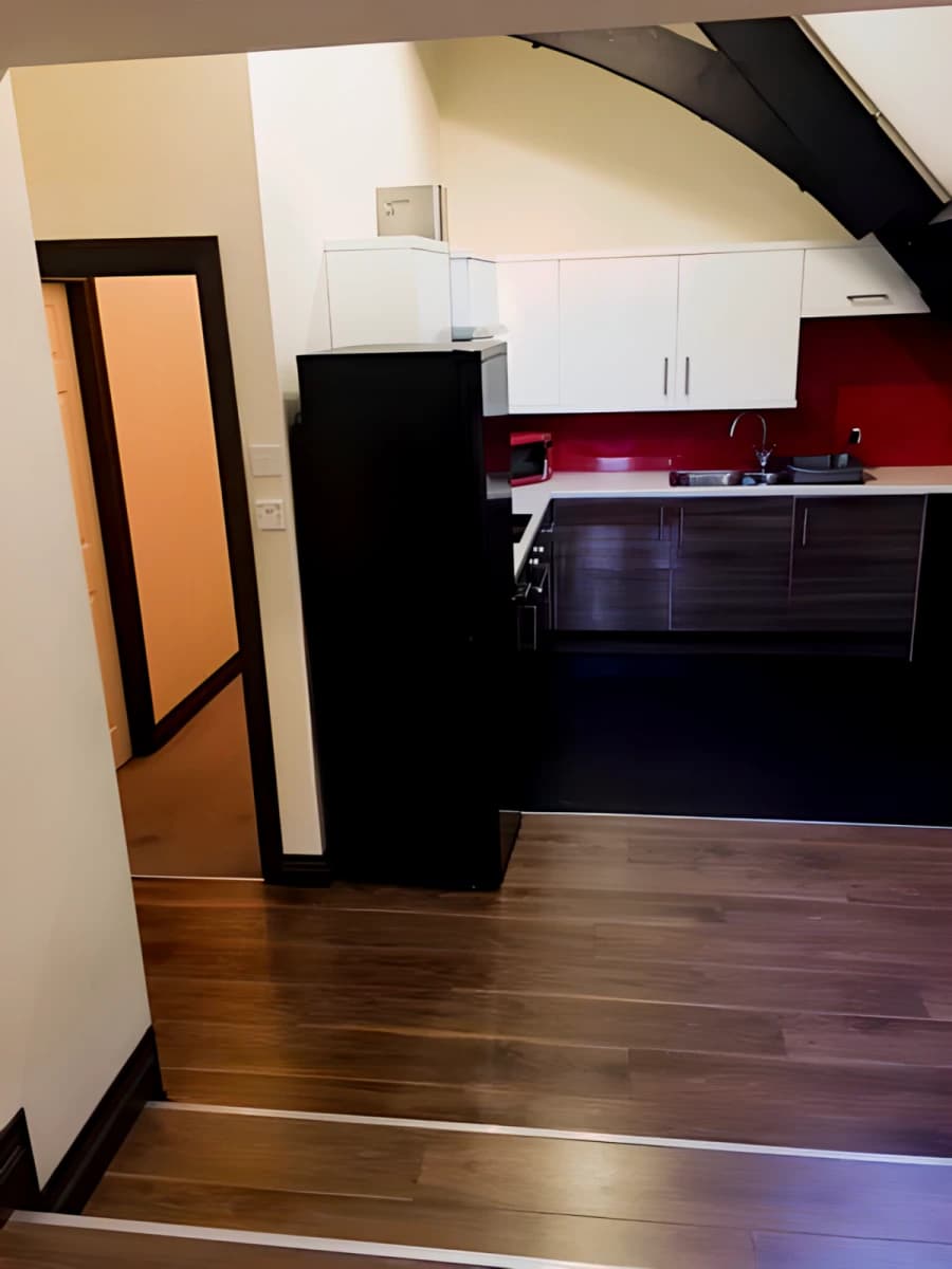 5 Bed 2 Bath
