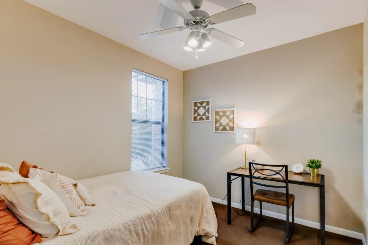 Parkway Place Apartments image 5