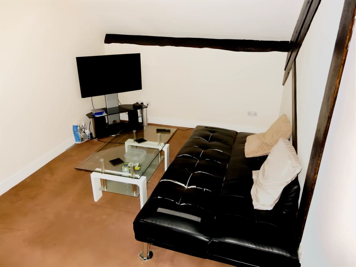 3 Bed 1 Bath