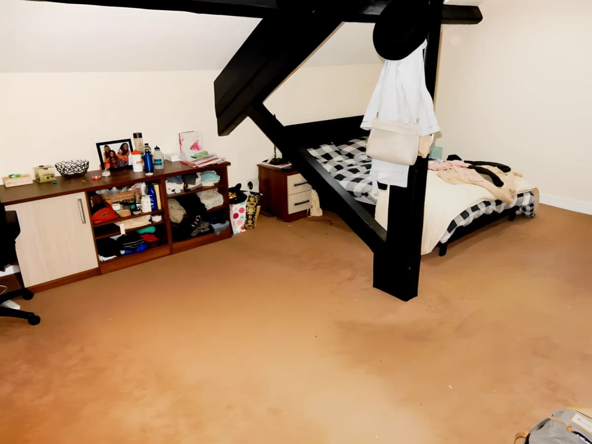 3 Bed 1 Bath