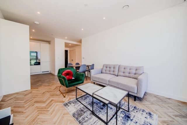 2 Bedroom 2 Bathroom Apartment 1104