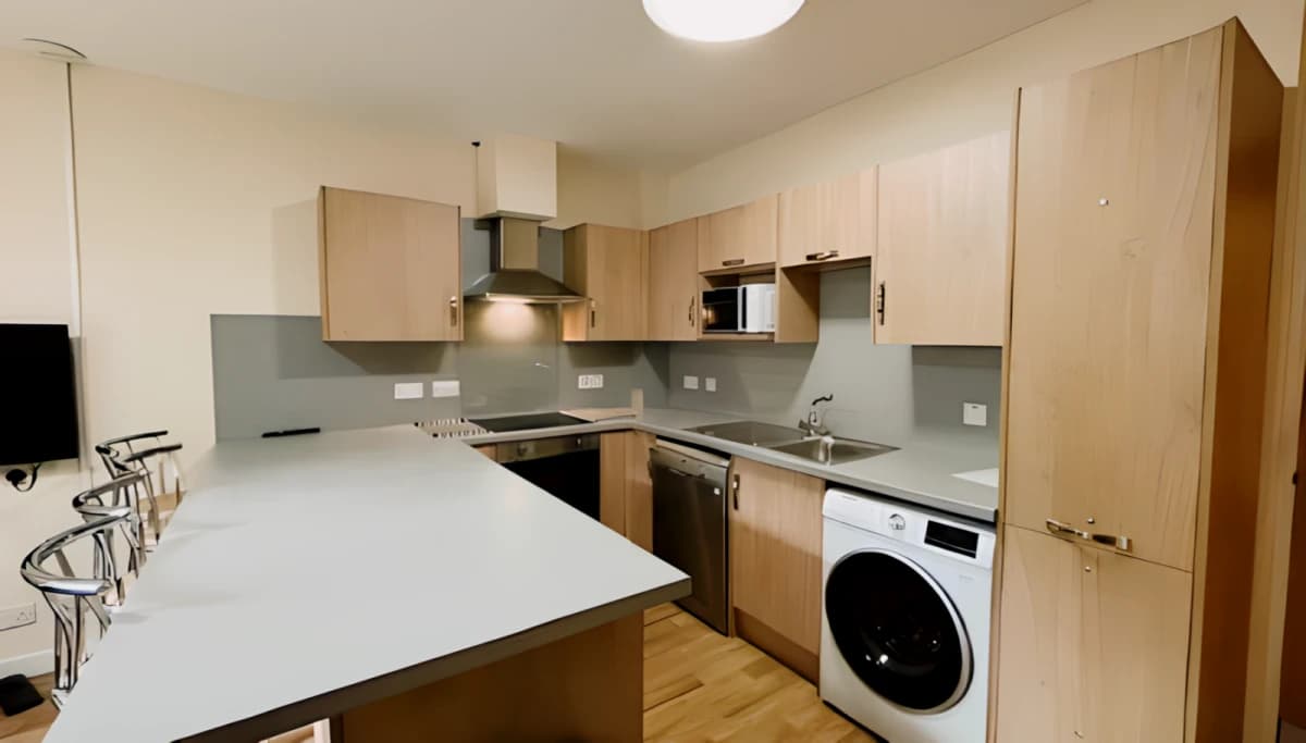 4 Bed Ensuite