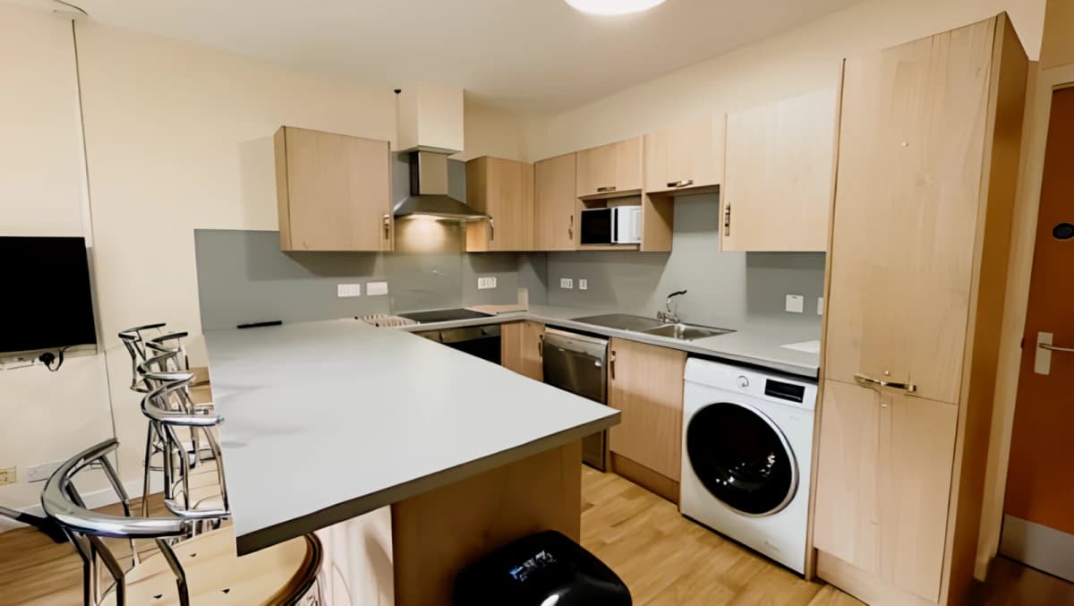 4 Bed Ensuite