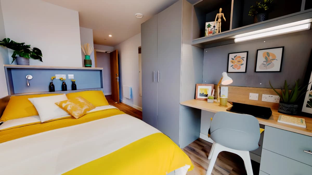 iQ Altus House image