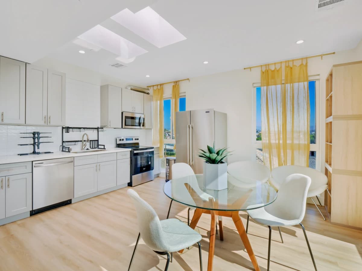 3105 Normandie Avenue image