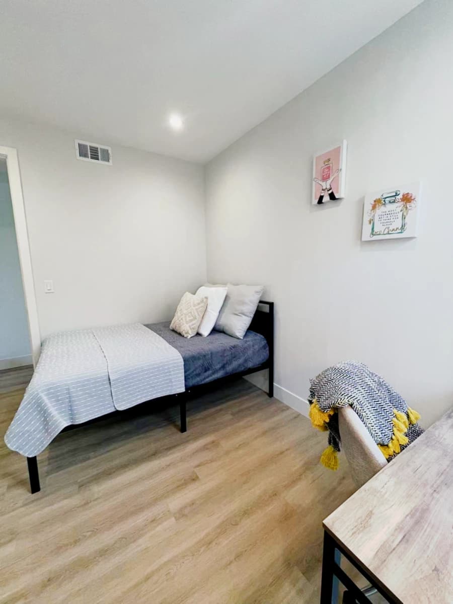 3105 Normandie Avenue image
