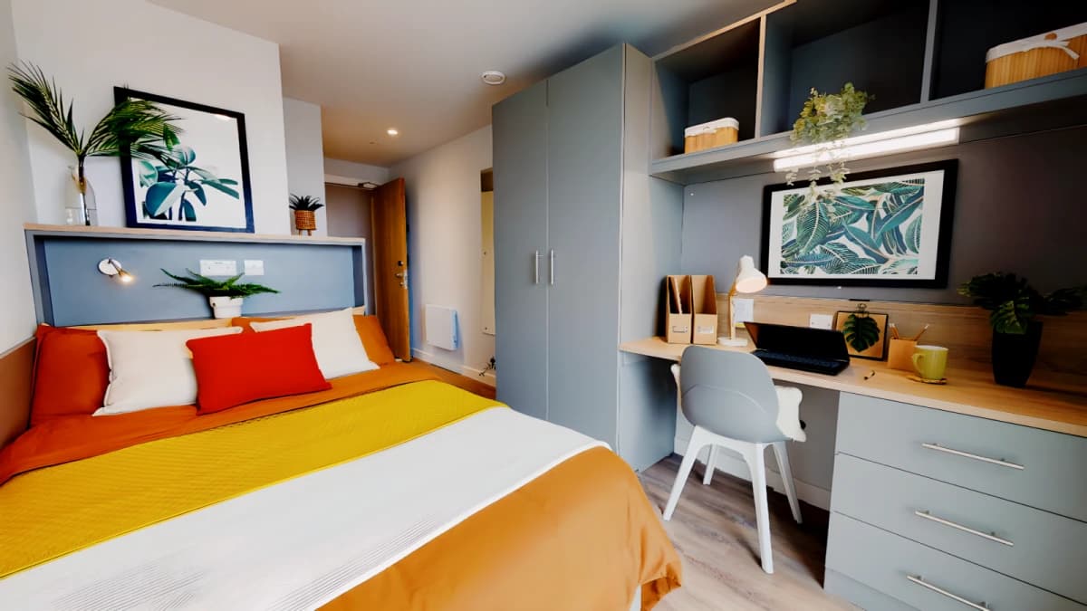 iQ Altus House image