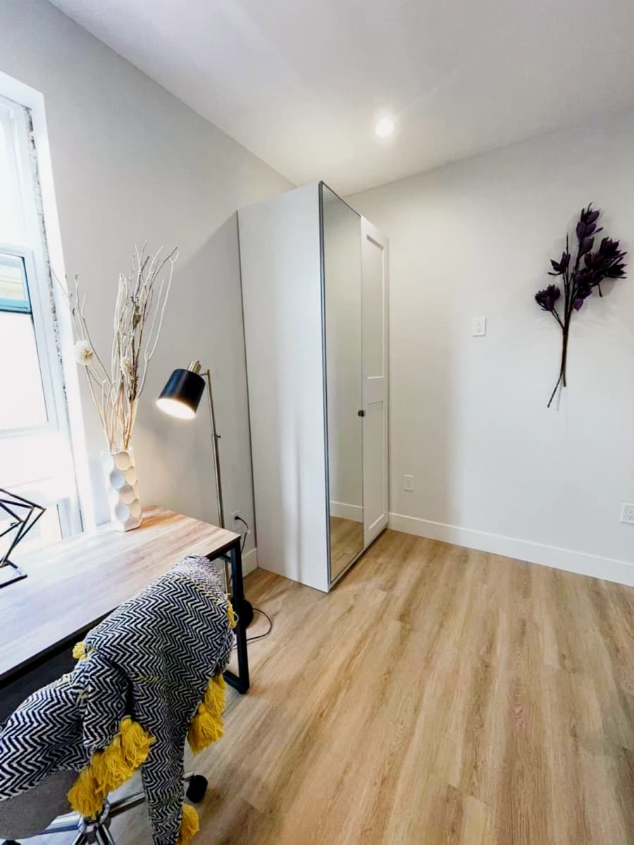 3105 Normandie Avenue image
