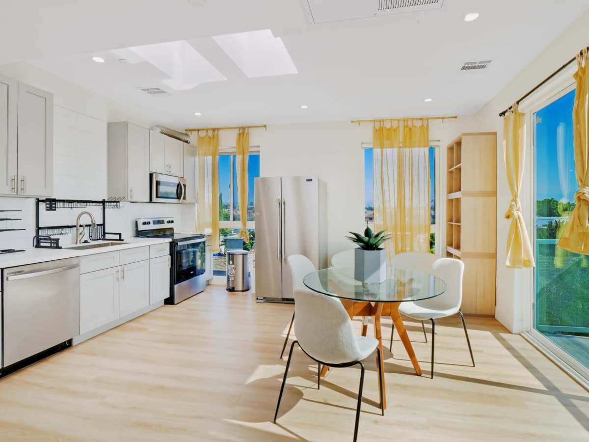 3105 Normandie Avenue image