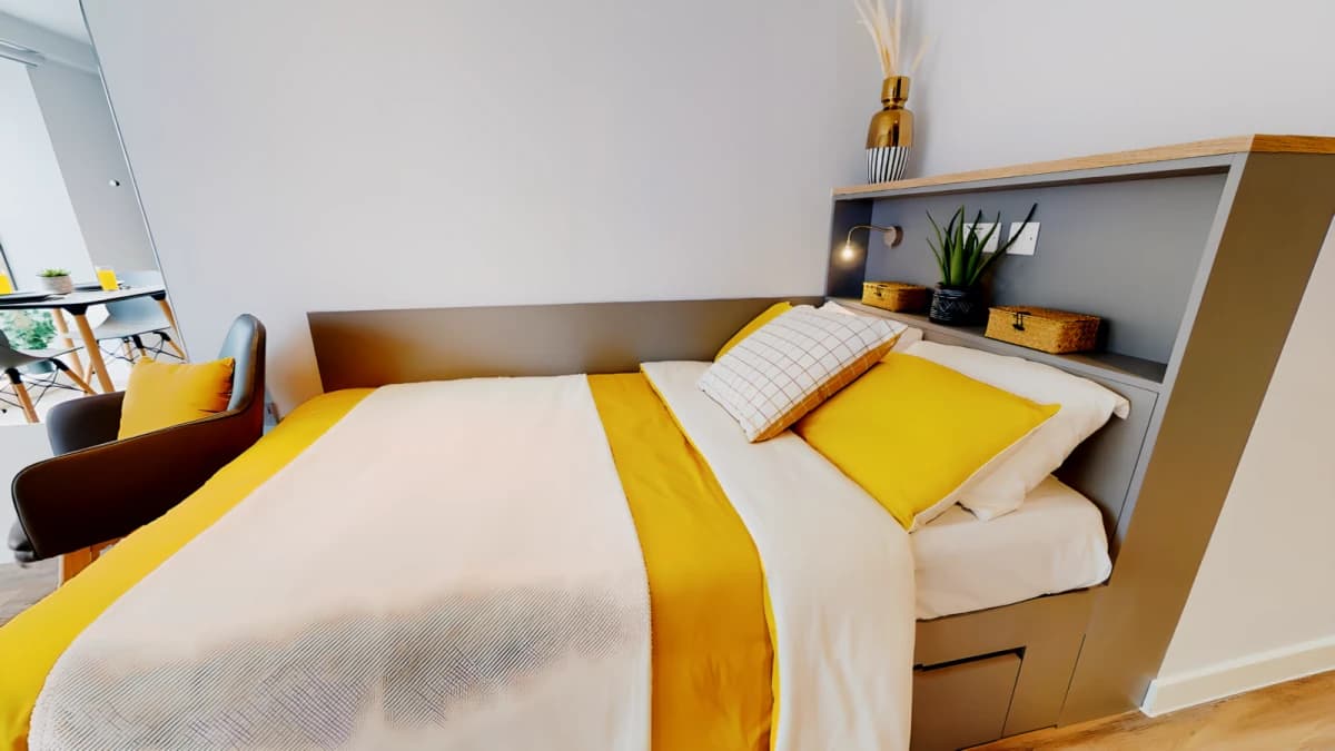 iQ Altus House image