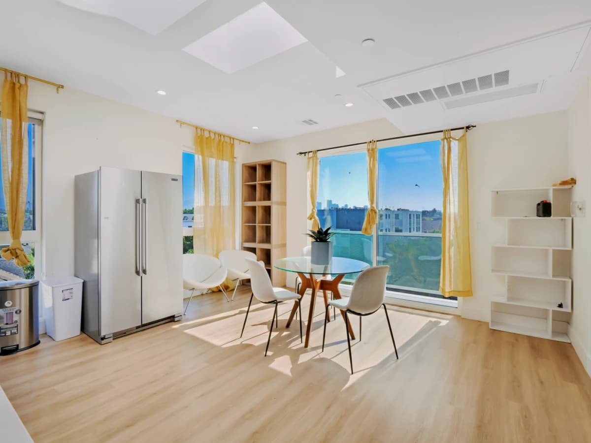 3105 Normandie Avenue image