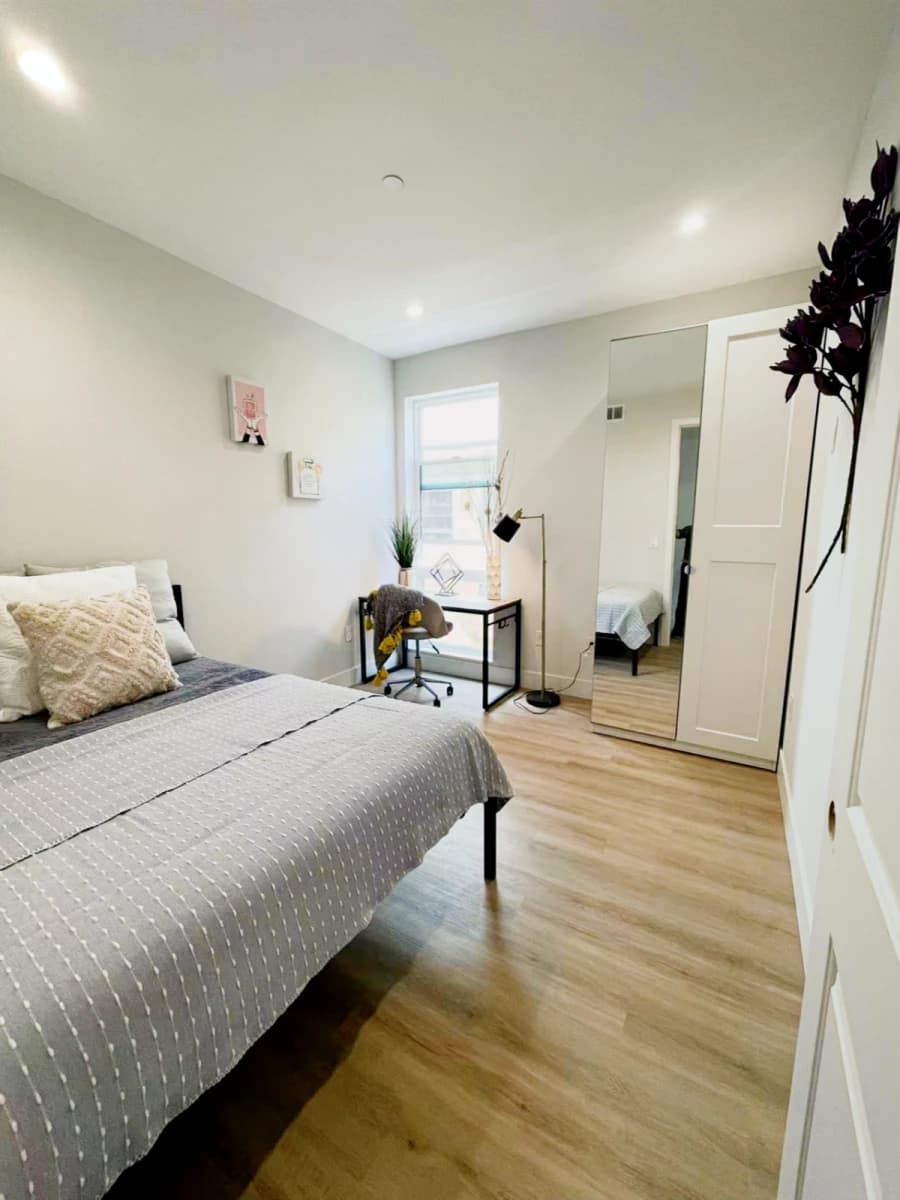 3105 Normandie Avenue image