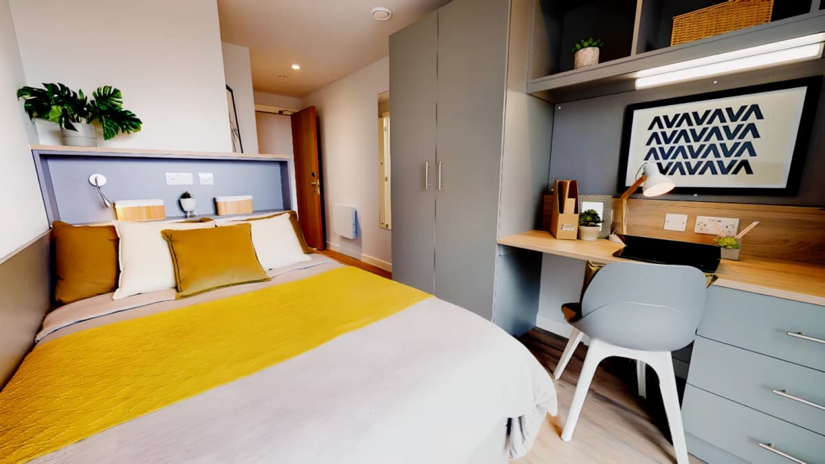 iQ Altus House image