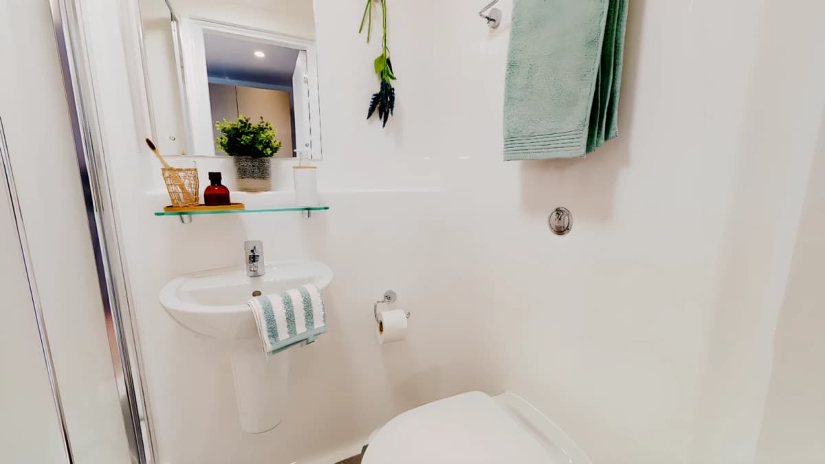 iQ Altus House image