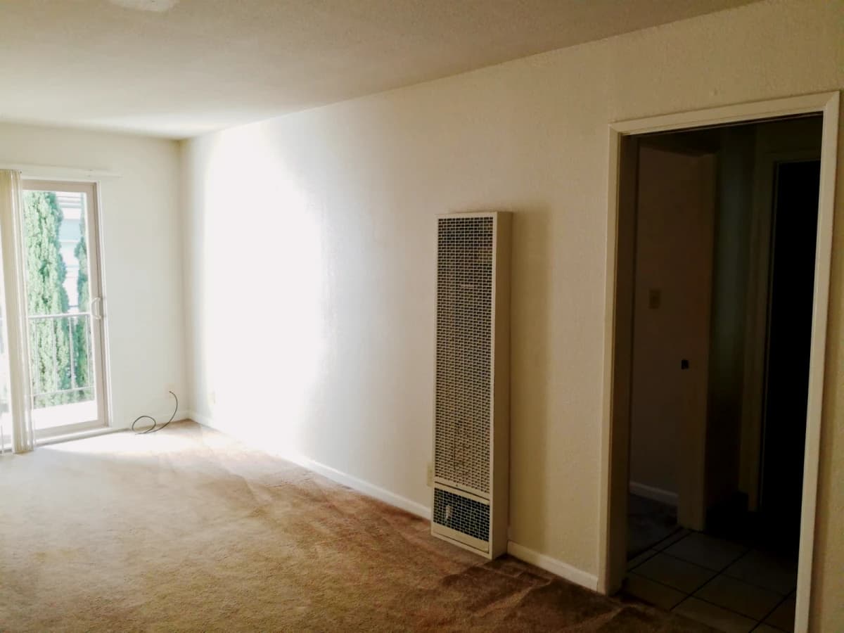 Uni Flats image
