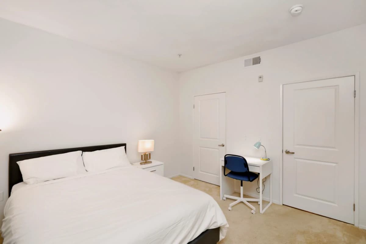 4241 Kling St image