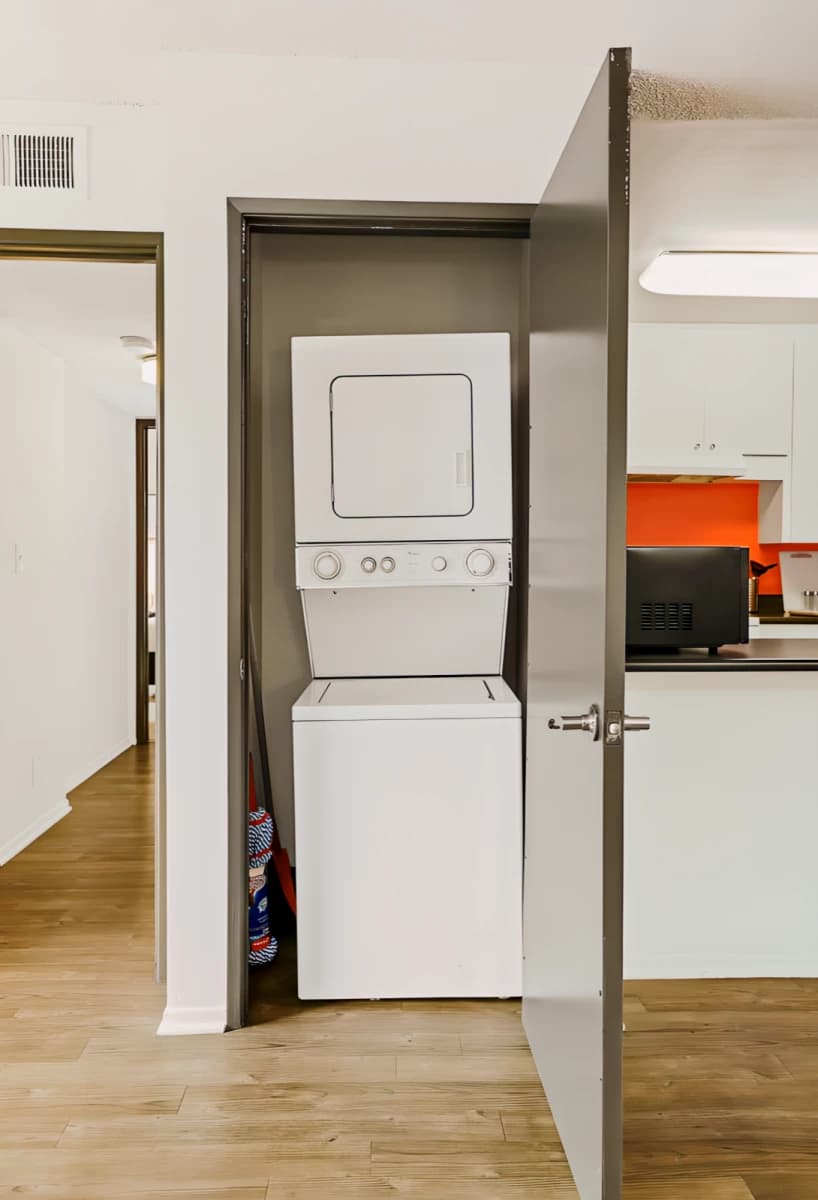 4241 Kling St image