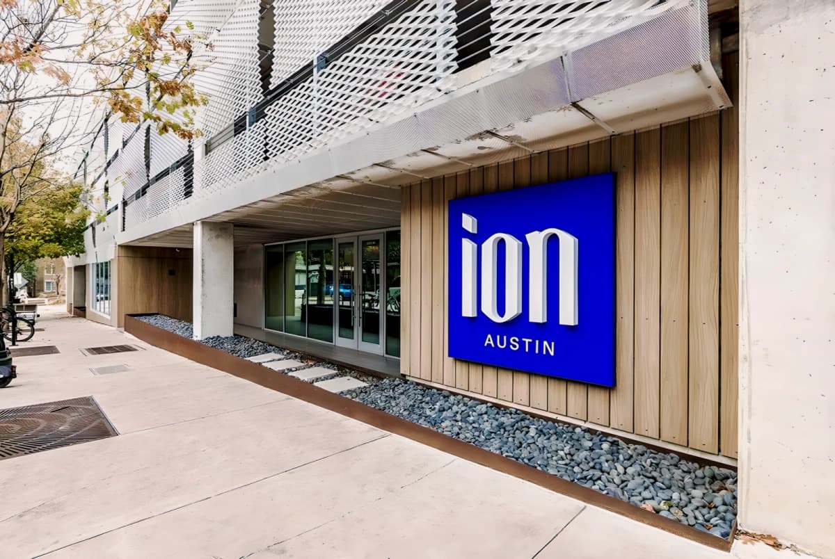Ion Austin image 2