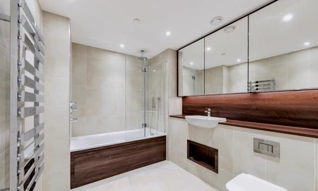 1 Bedroom 1 Bathroom Flat 80