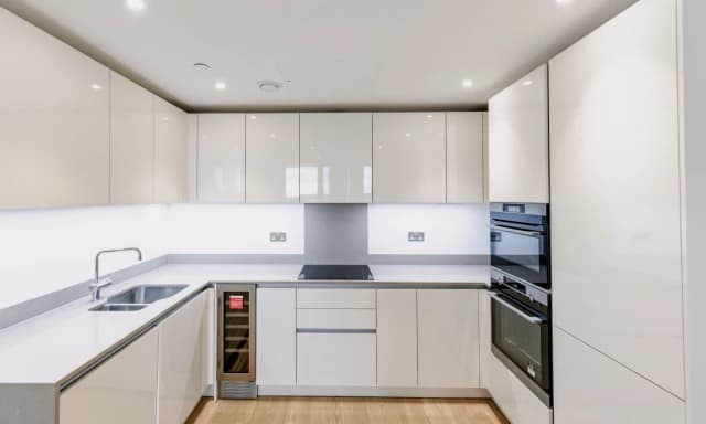 1 Bedroom 1 Bathroom Flat 80