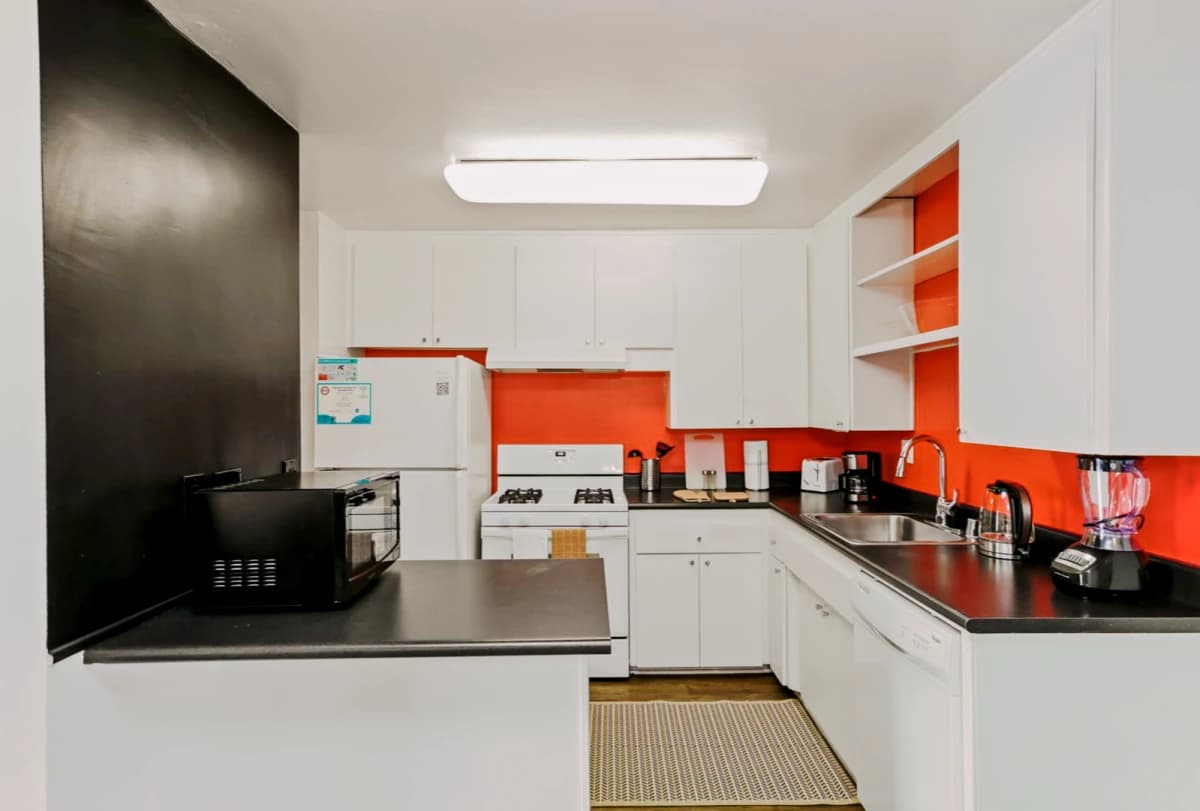 4241 Kling St image