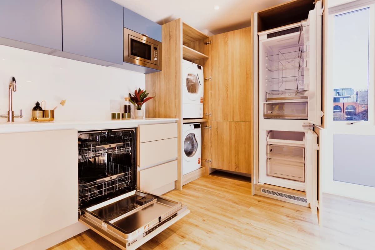 8 Room Unit - Standard Room