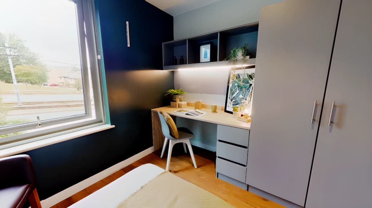 iQ Knight House image