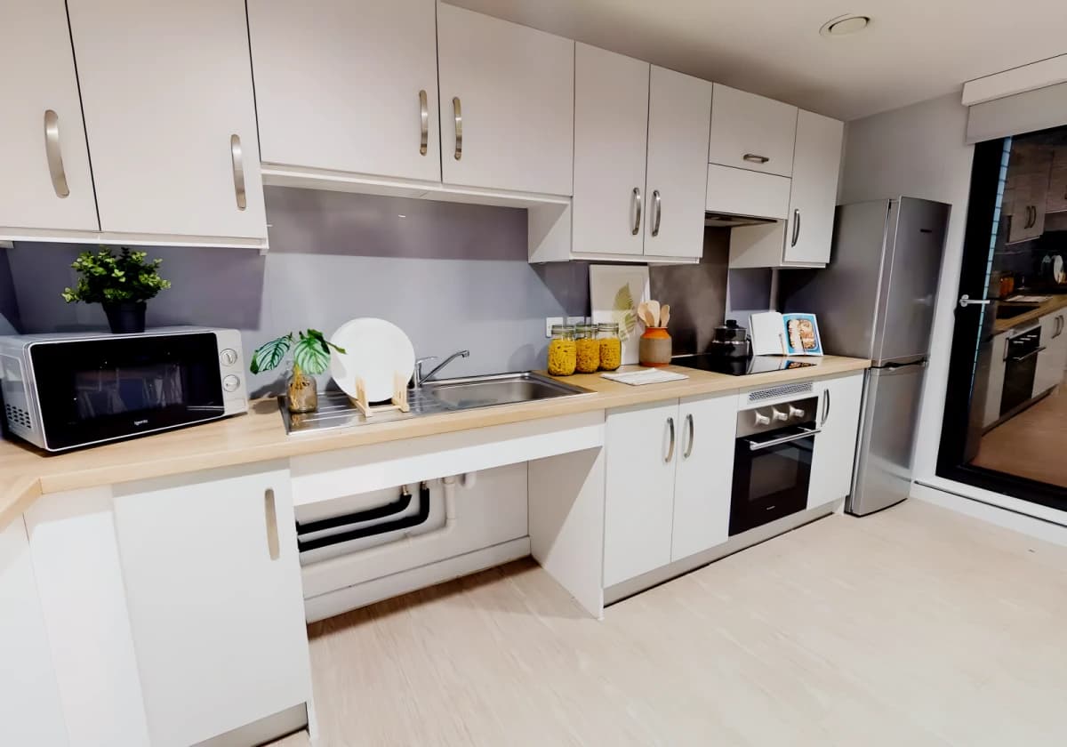 iQ Elgin Place image