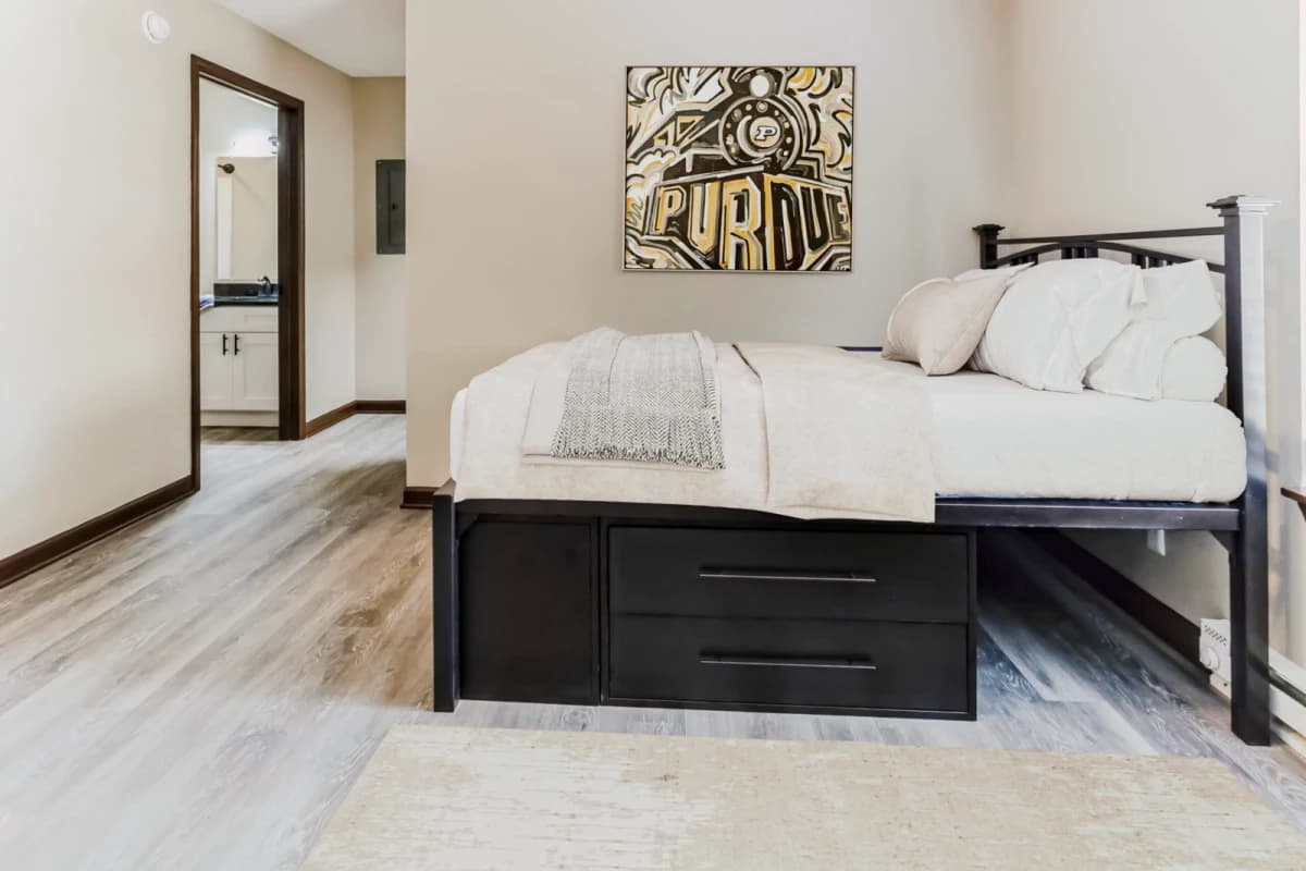 4BR/1BA